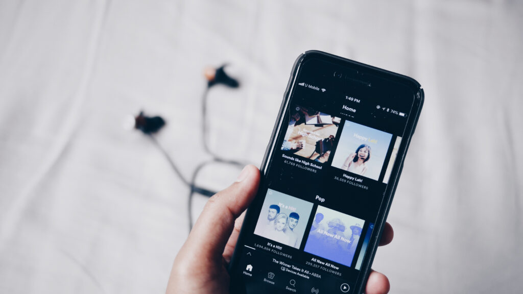 How to see someone else's liked songs on Spotify